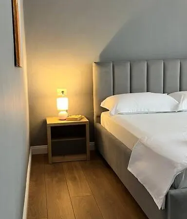 アパート Bee 3-city Center Retreat